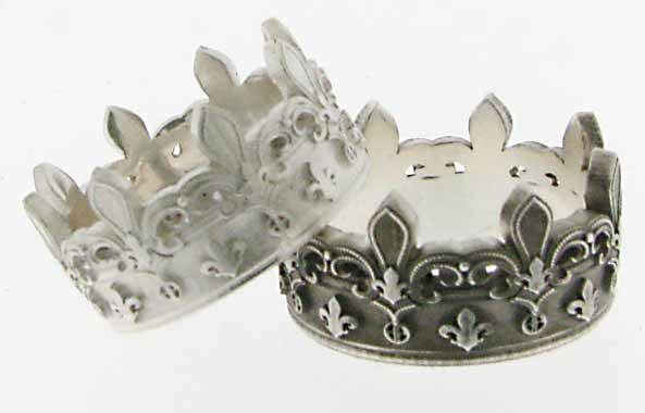 Silberring in Form einer Krone